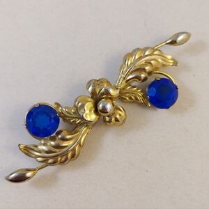 Elegant Sterling Silver and Blue Brooch